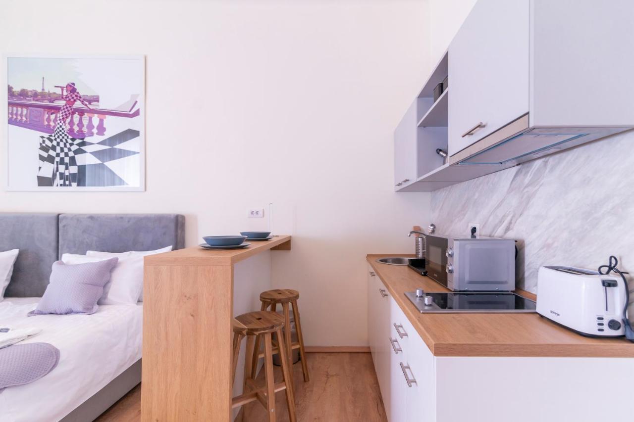Jevrejska-Central Studio Novi Sad Extérieur photo