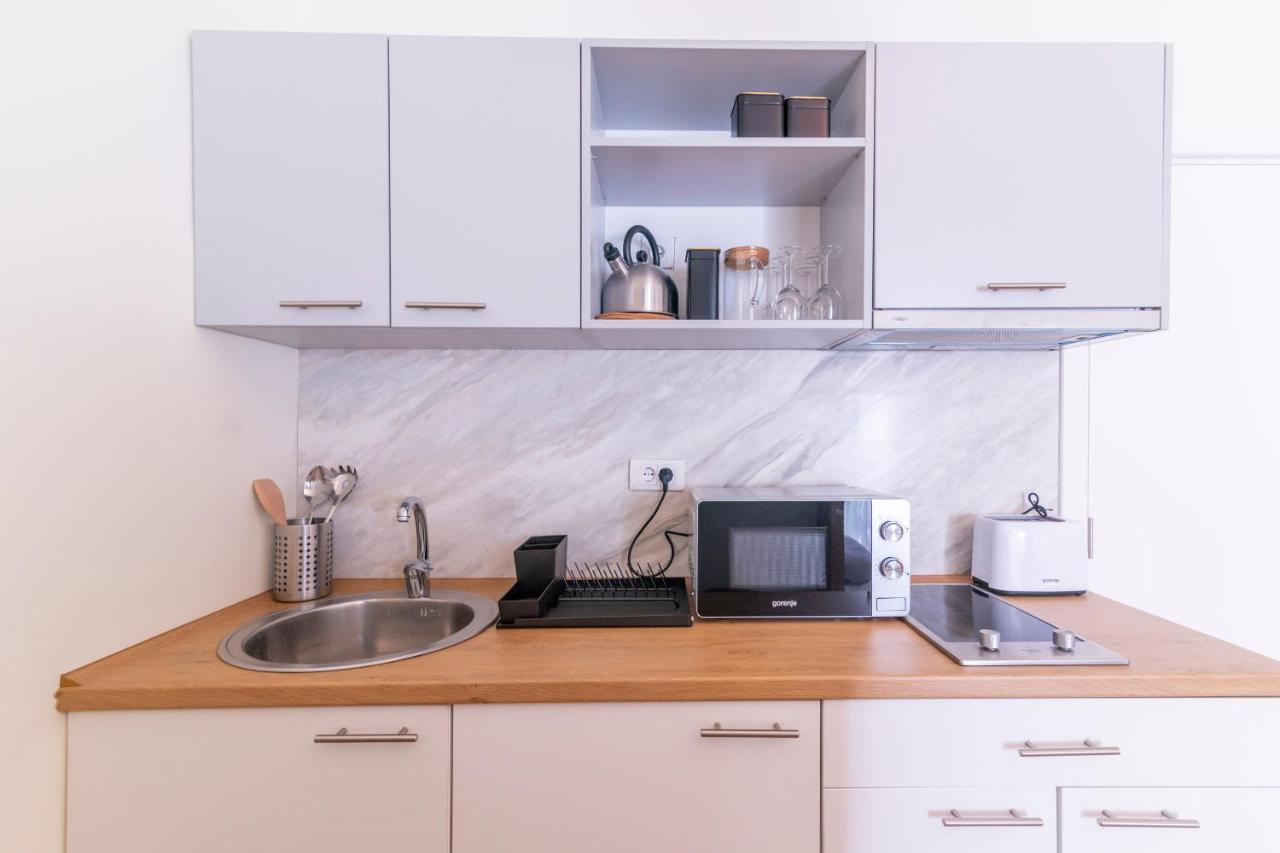 Jevrejska-Central Studio Novi Sad Extérieur photo