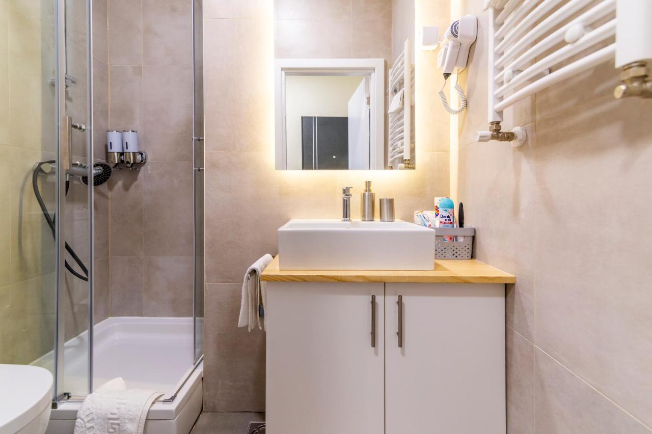 Jevrejska-Central Studio Novi Sad Extérieur photo